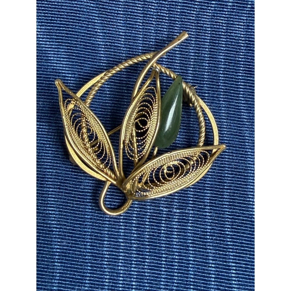 Vintage Gold Filled Leaf and Green Stone Pin Brooch Filigree Design